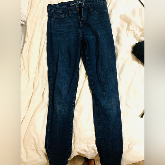 Blue . Size 28 - Picture 1 of 2